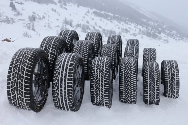 Test des pneus d’hiver 2025 : plus de 30% sont déconseillés par le TCS